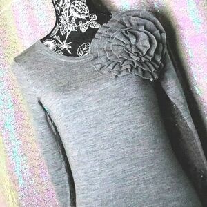 ROSETTE SWEATER XS Sinclaire Grey 100% Merino Office Work School Dressy Fall